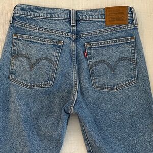 Levi's Women’s Wedgie Straight Jeans